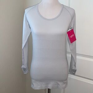 RYKA BRAND NEW WITH TAGS SIZE MEDIUM LONG SLEEVE ATHLETIC SHIRT
